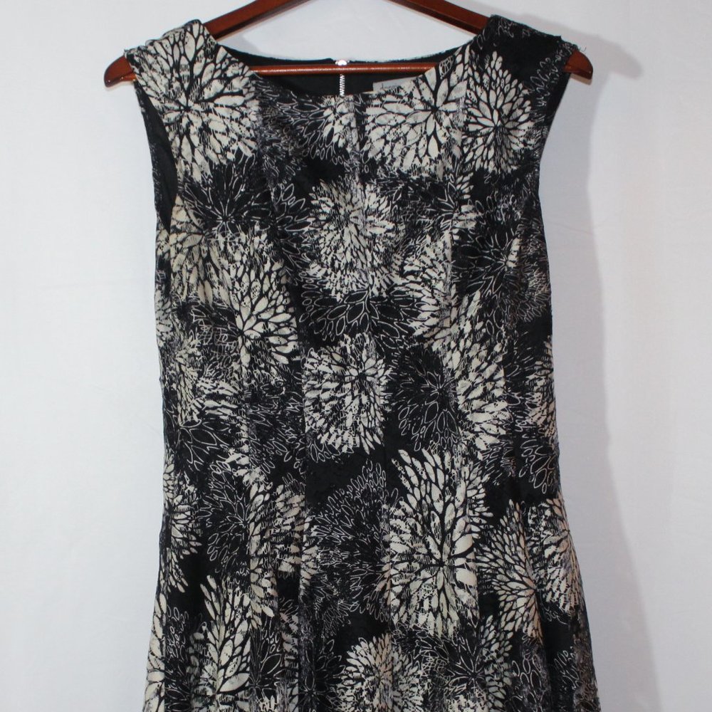 Sleeveless Lace Floral Fit & Flare Dress